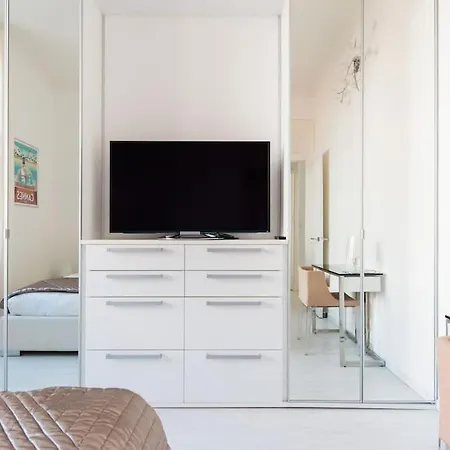 Apartment 5-star On Rue D'antibes Cannes