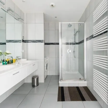 5-star On Rue D'antibes Apartment Cannes